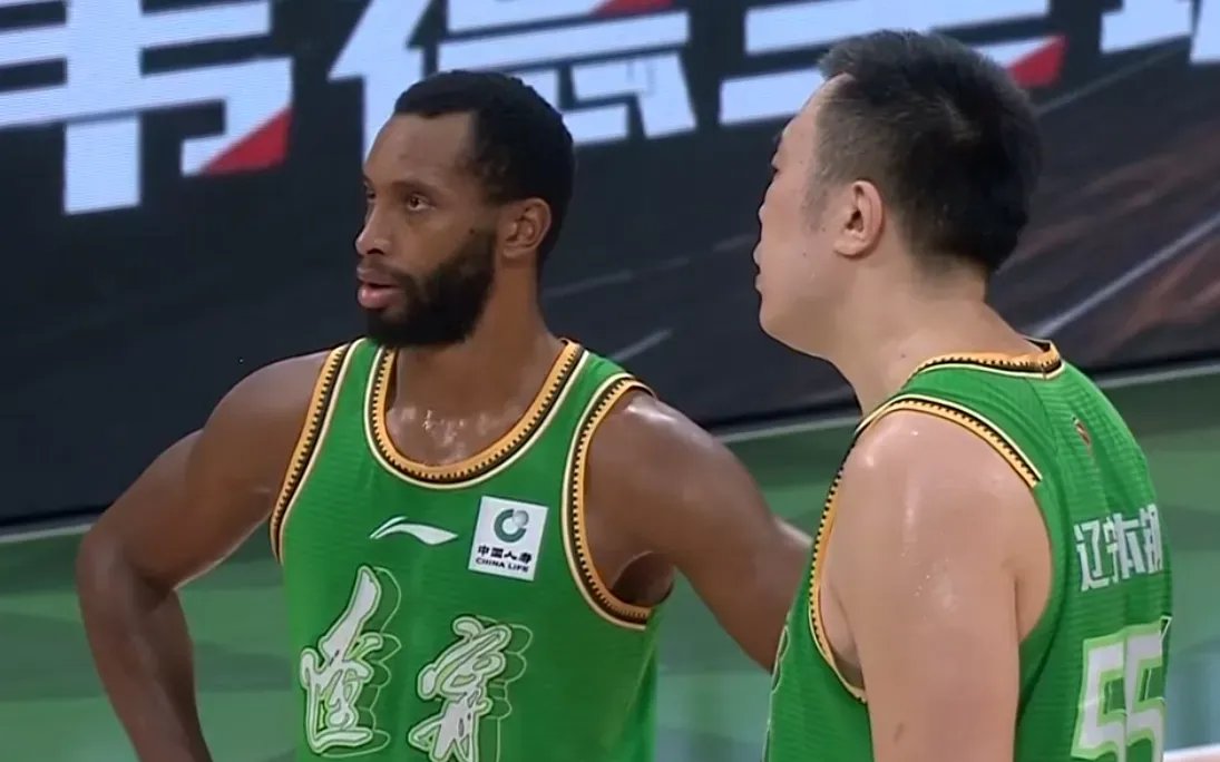 利记-辽宁男篮力压对手，荣获总冠军喜获胜果