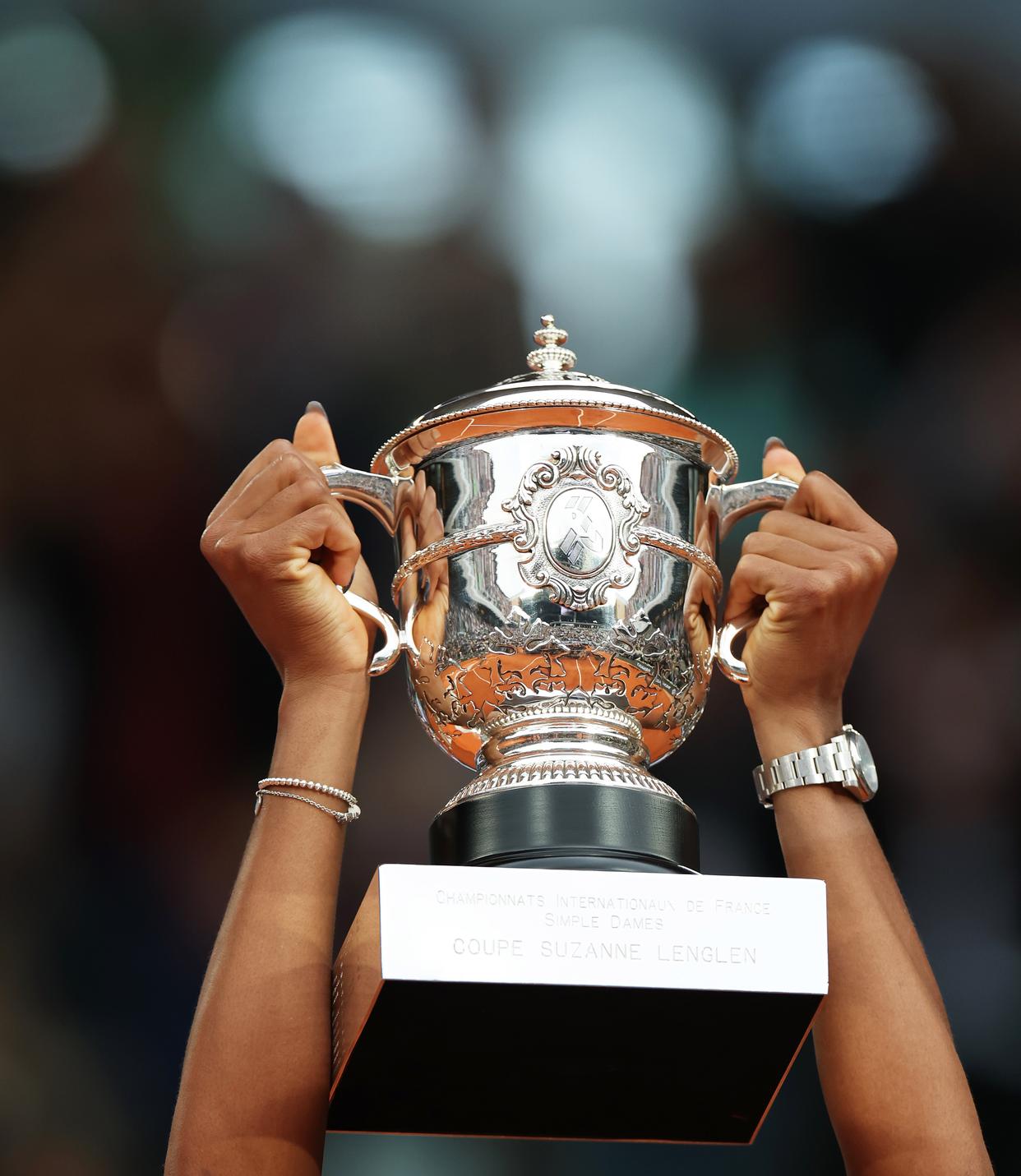 欧洲选手冲刺终点，斩获金牌