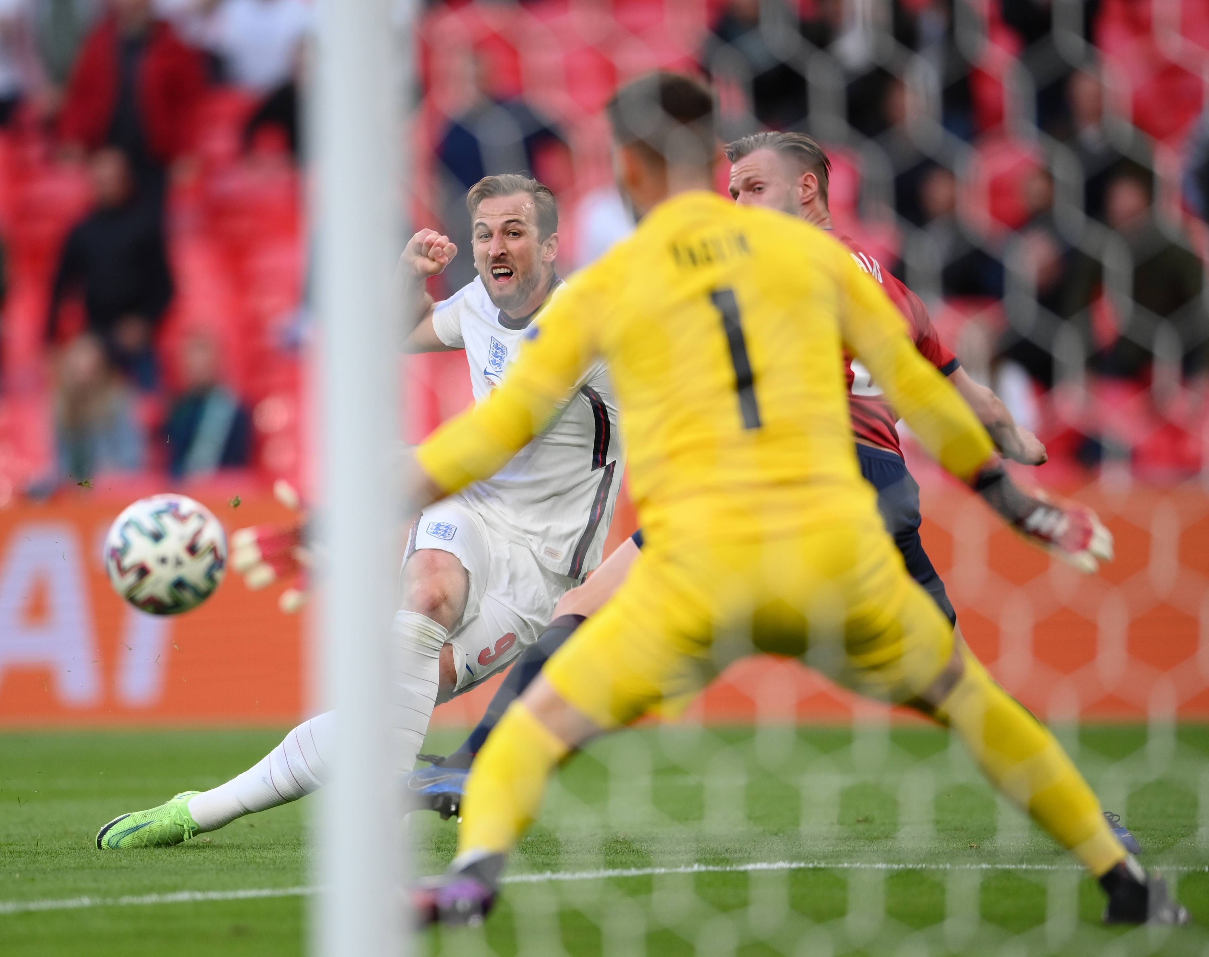 利记官方网站-英格兰遭遇捷克逆转，憾失3分