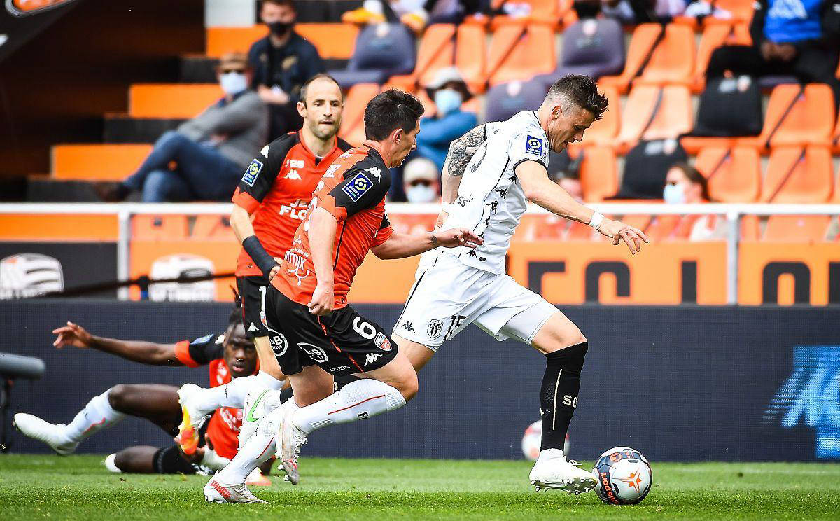 利记-昂热获得重要胜利，球队士气高涨