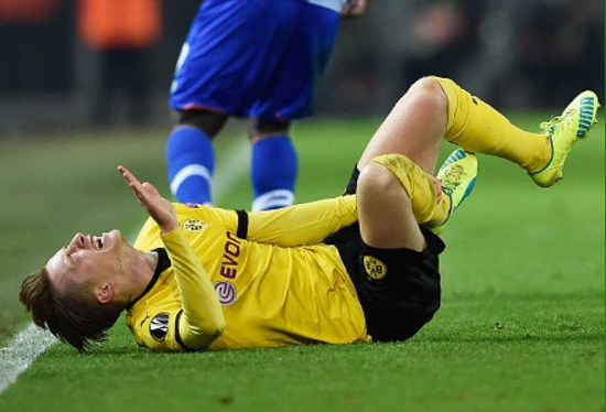 奥巴梅扬双响波尔图，马里尼奥监工斗志昂扬