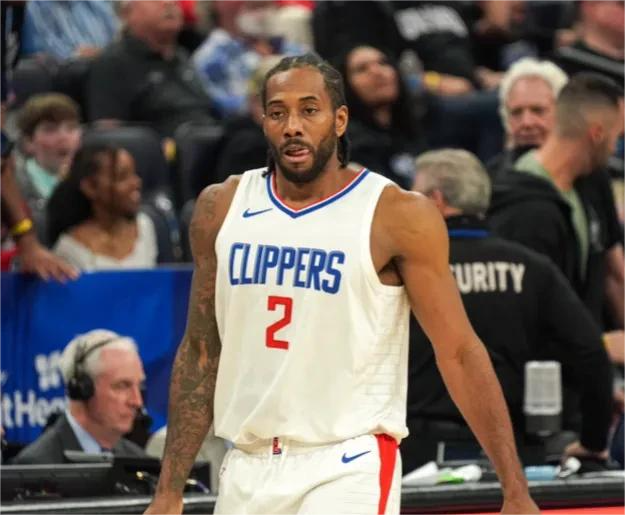 猛龙不敌骑士,伦纳德砍下30分 猛龙不敌骑士,伦纳德砍下30分