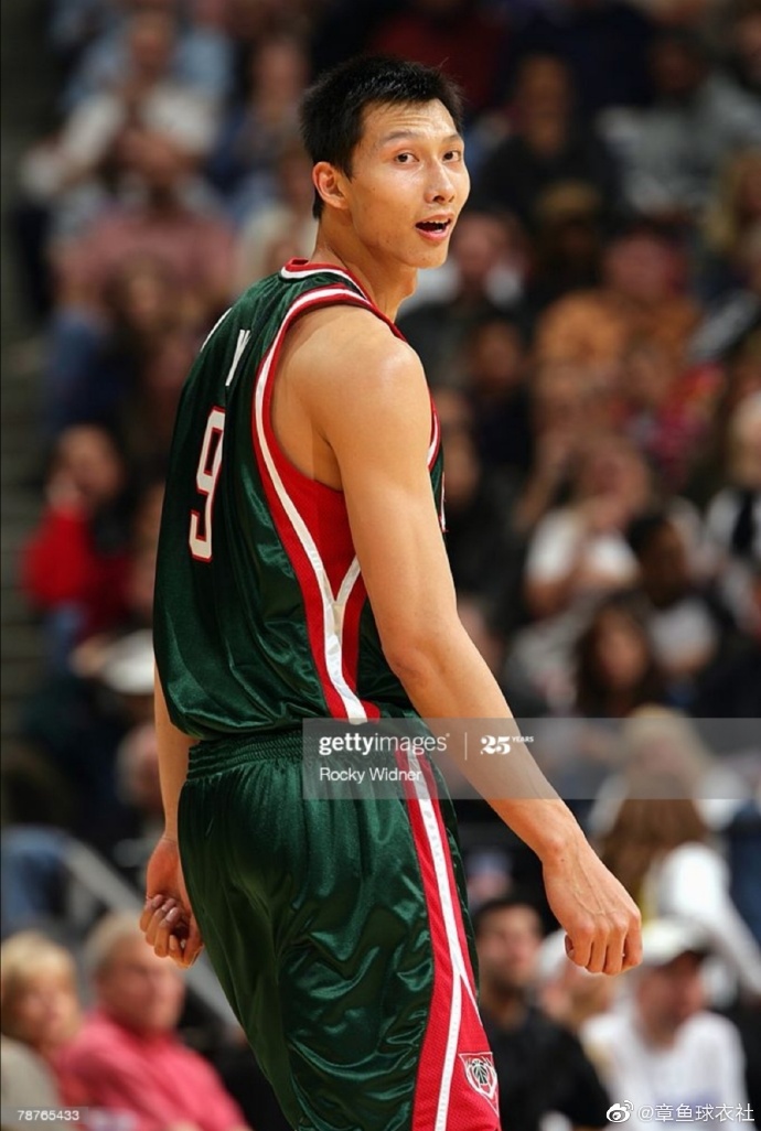 雄鹿球员扎伊恩-威廉森打破个人历史纪录，成为球队新星