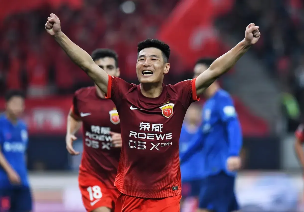 利记平台-超凡技术表现耀眼夺目，助球队赢得关键胜利