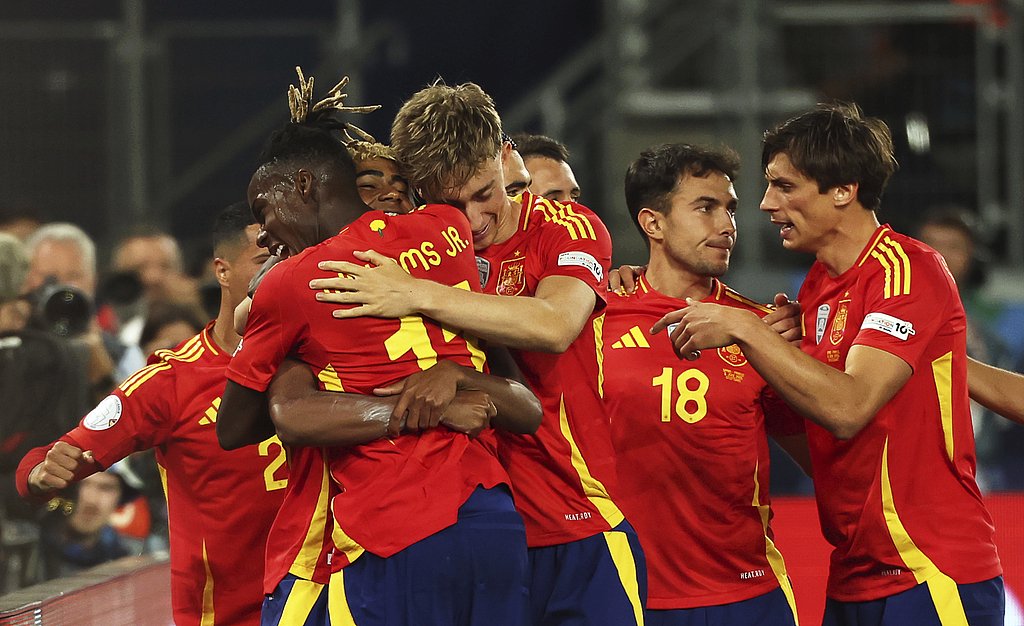 利记官网-西班牙连扳两球,晋级欧锦赛半决赛!